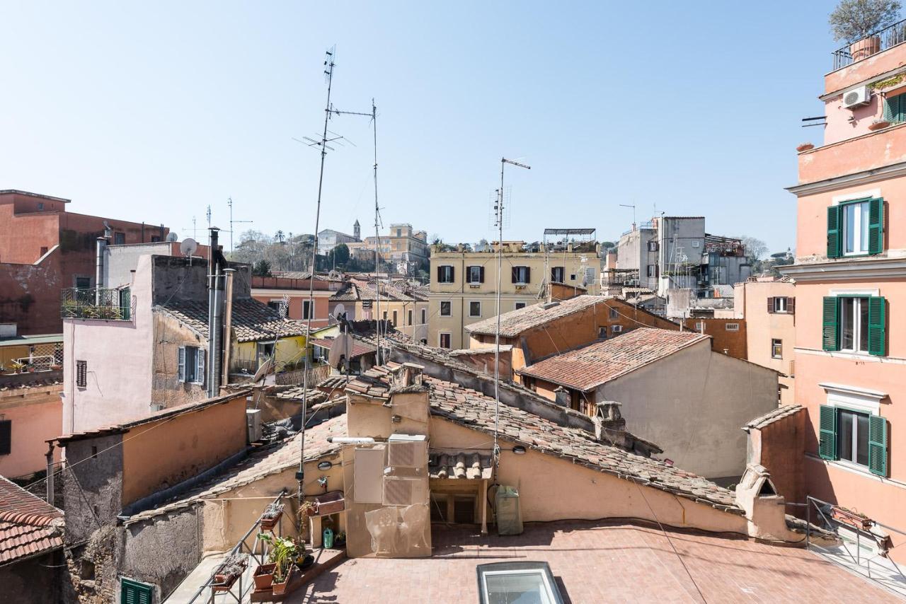 Idyllia Lighty Flat With Views In Trastevere Roma Eksteriør bilde